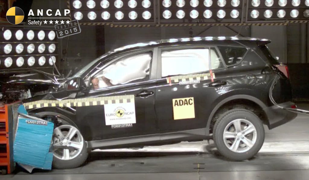 Toyota RAV4 (Dec 2015 – Jul 2016) frontal offset test at 64km/h