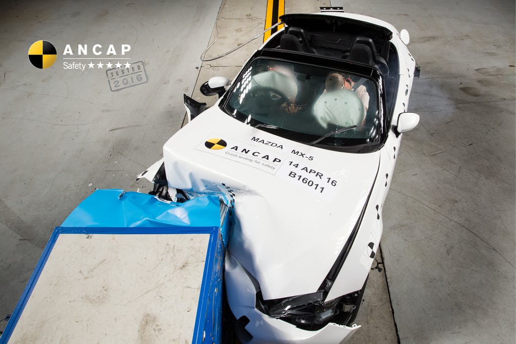 Mazda MX-5 (Sep 2015 – onwards) frontal offset test at 64km/h