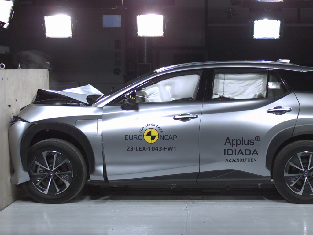 Lexus RZ (Apr 2023 – onwards) - full width frontal test at 50km/h