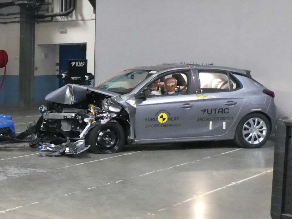Opel Corsa-e (Oct 2022 – onwards) - frontal offset test at 64km/h