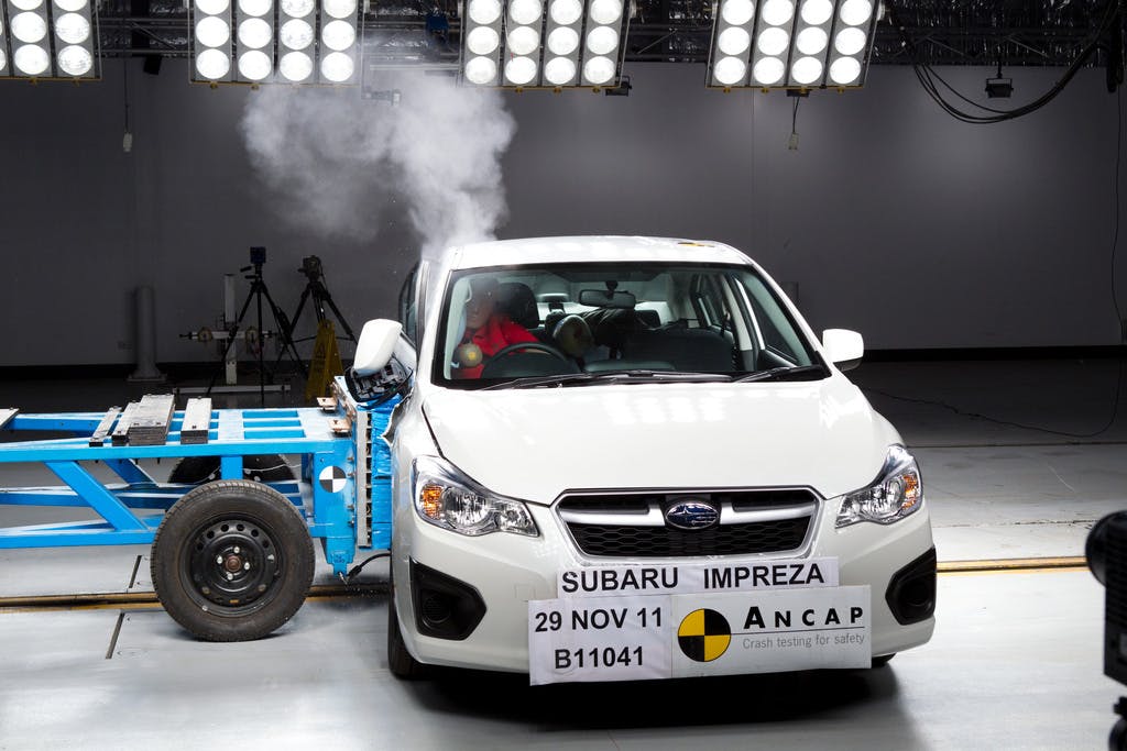 Subaru Impreza (2012 – Jun 2016) side impact test at 50km/h