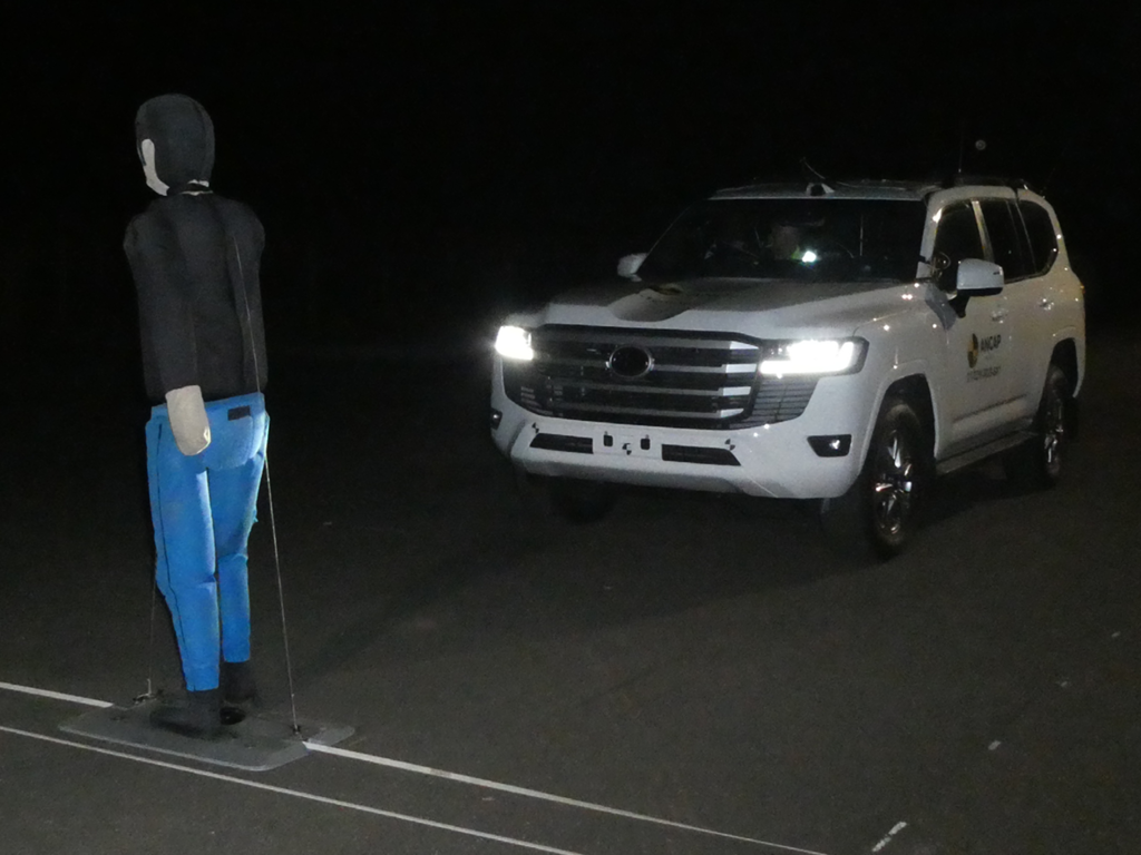 Toyota Landcruiser (Oct 2021 – onwards) - AEB Pedestrian testing