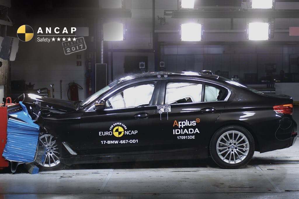 BMW 5 Series (Mar 2017 – onwards) frontal offset test at 64km/h 