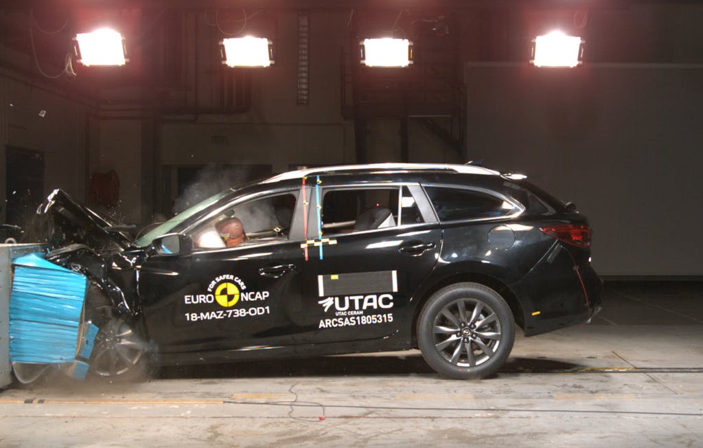Mazda 6 (Jun 2018 – onwards) frontal offset test at 64km/h