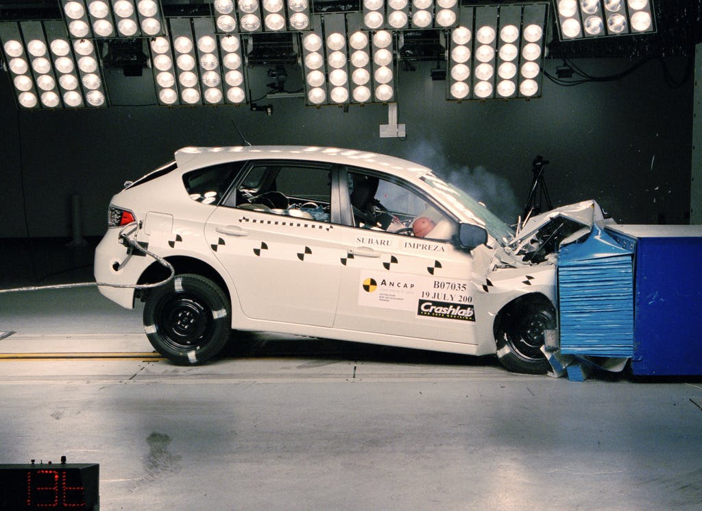 Subaru Impreza (September 2007-2011) frontal offset test at 64km/h