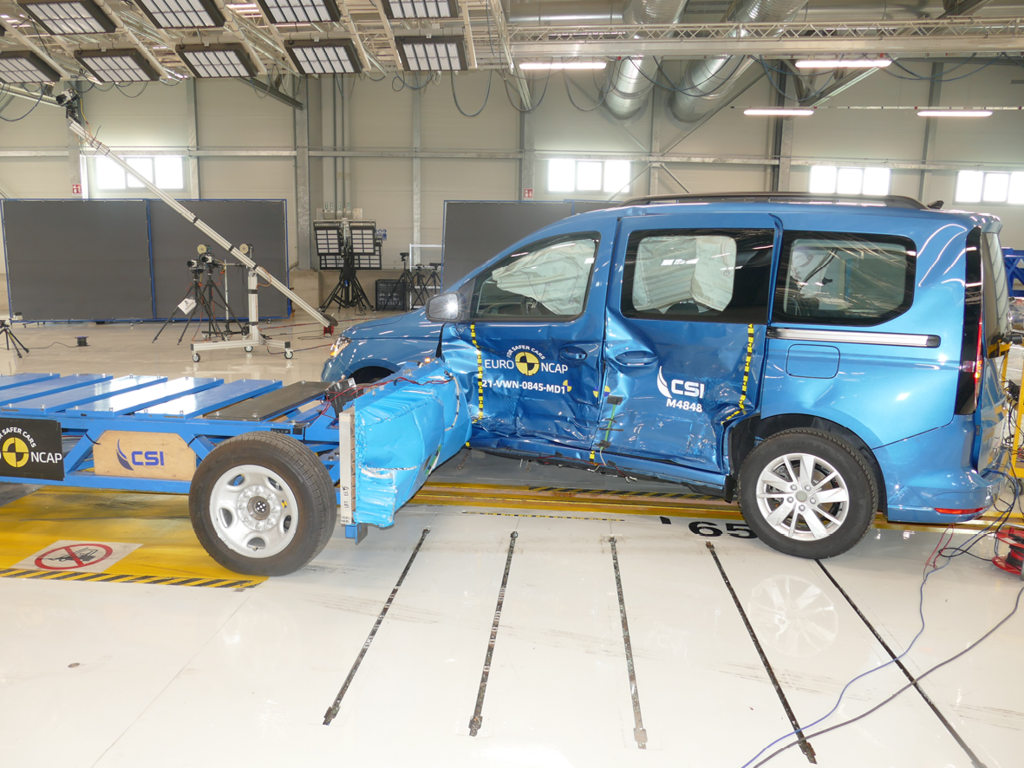 Volkswagen Caddy (Jun 2021 – onwards) - side impact test at 60km/h