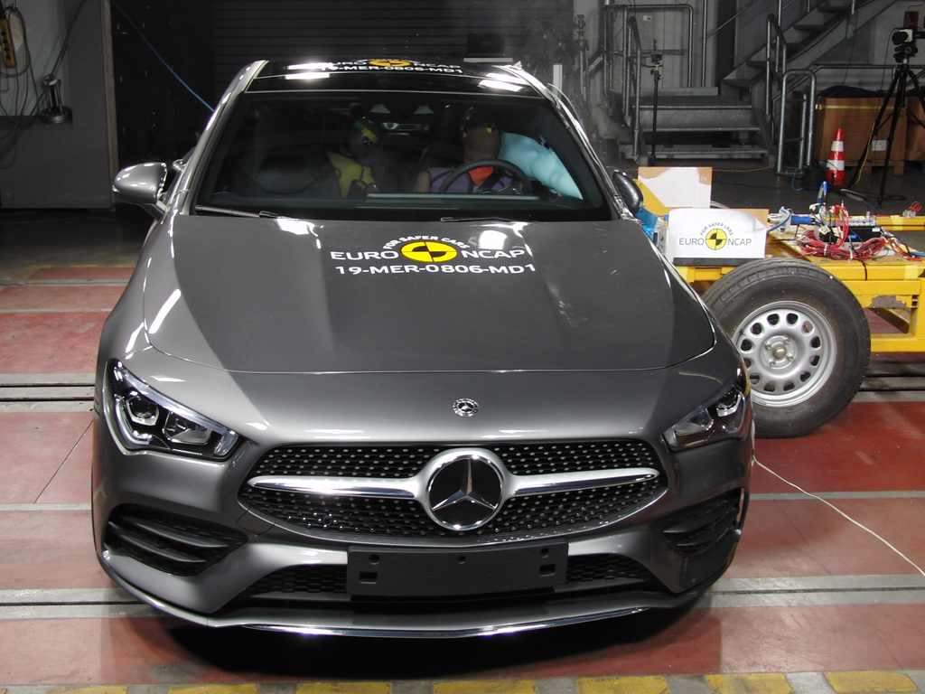 Mercedes-Benz CLA-Class (Jul 2019 – onwards) side impact test at 50km/h