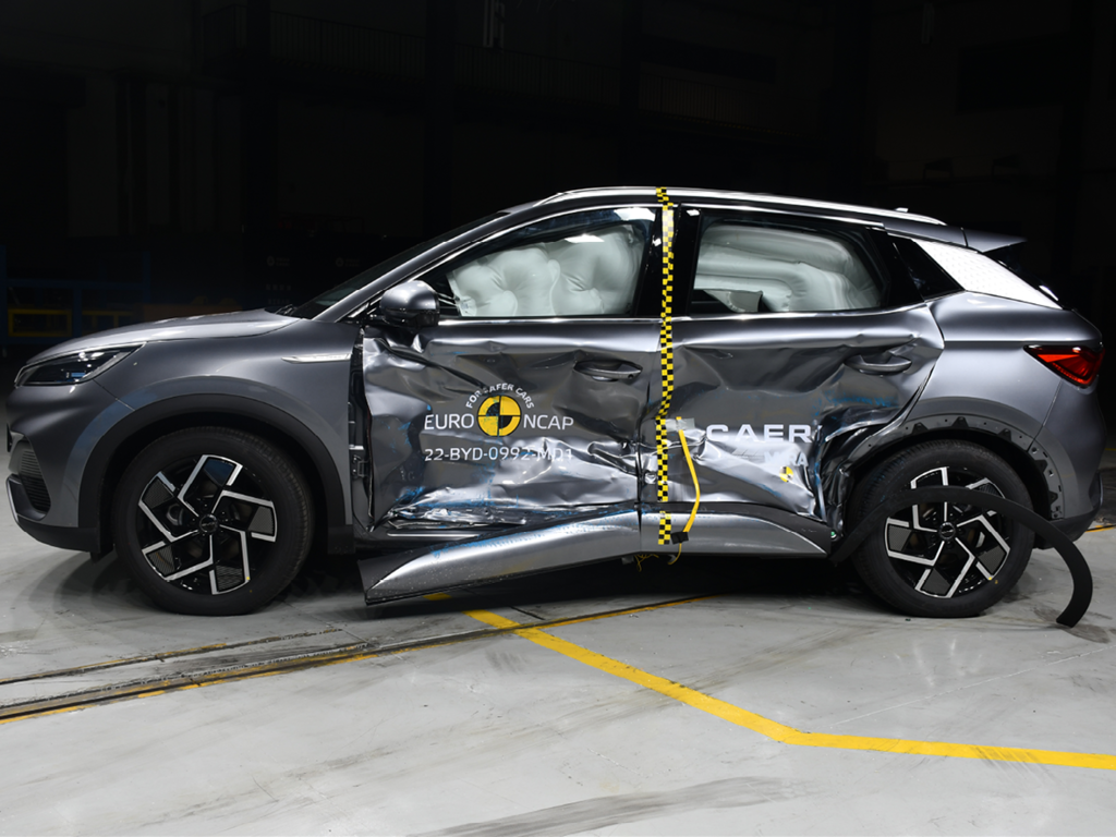 BYD ATTO 3 (Jul 2022 – onwards) - side impact test at 60km/h