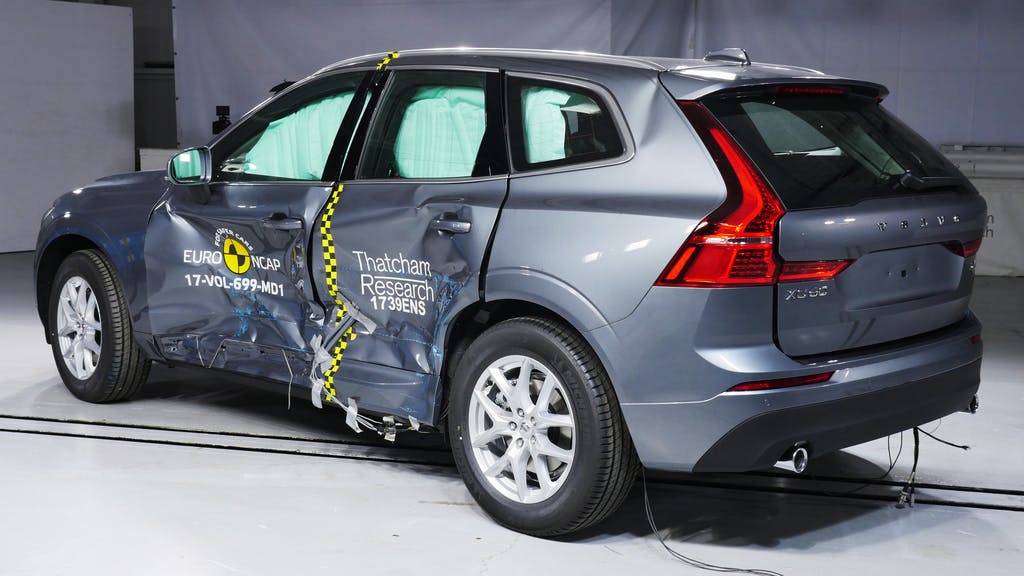 Volvo XC60 (Oct 2017 – onwards) side impact test at 50km/h